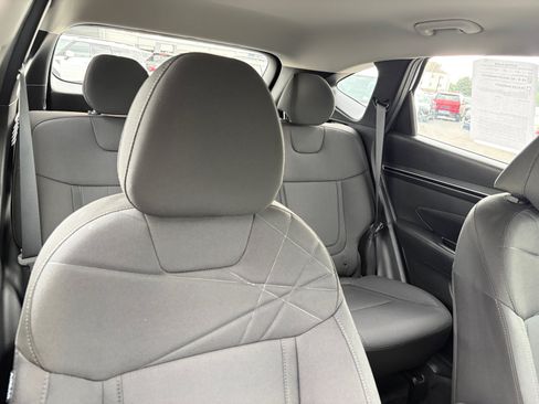 Used 2023 Hyundai Tucson SE AWD/4WD image 33