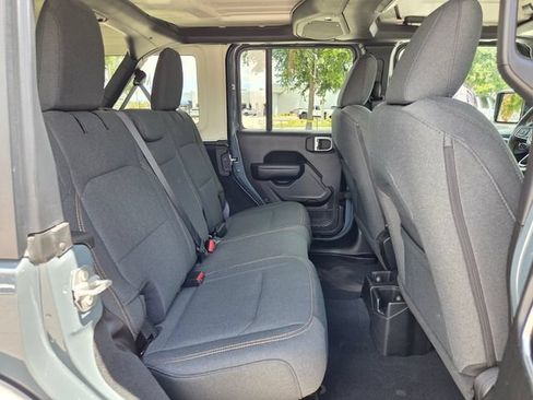Used 2024 Jeep Wrangler Unlimited Sport AWD/4WD image 17