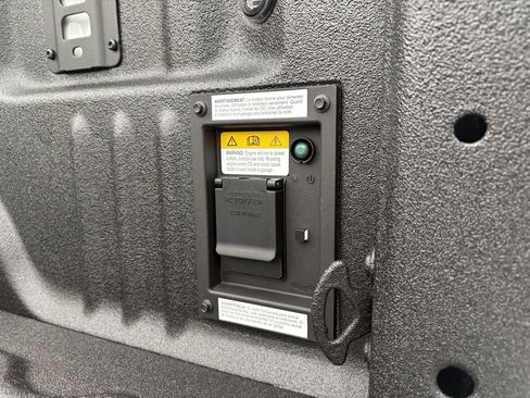 New 2026 Ford F450 Platinum w/ FX4 Off-Road Package image 9