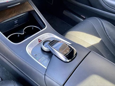 Used 2015 Mercedes-Benz S 550 Sedan image 15