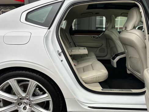Used 2020 Volvo S90 T6 Inscription image 17