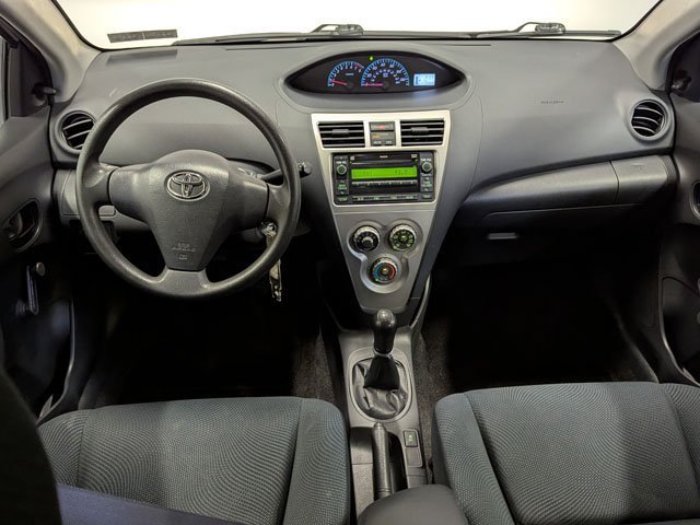 Used 2010 Toyota Yaris Sedan FWD image 22