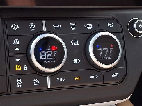 New 2026 Land Rover Defender 110 S image 14