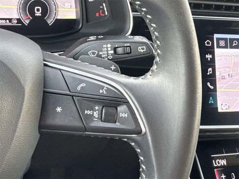 Used 2019 Audi Q8 Premium Plus w/ Premium Plus image 26