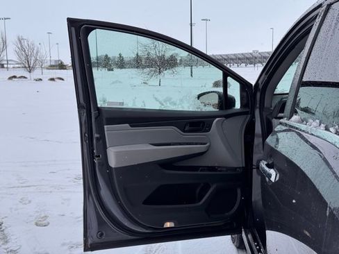 Used 2018 Honda Odyssey EX-L image 4