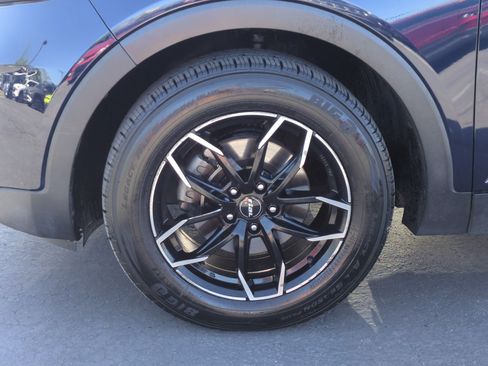 Used 2020 Kia Sorento AWD V6 image 13
