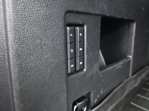 Used 2018 Ford Expedition Max XLT w/ Equipment Group 202A image 30