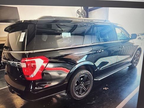 Used 2020 Ford Expedition Max XLT w/ Equipment Group 202A image 3