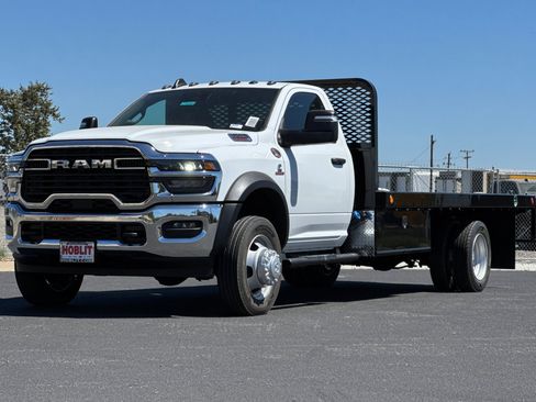 New 2026 RAM 5500 Tradesman w/ Chrome Appearance Group AWD/4WD image 7