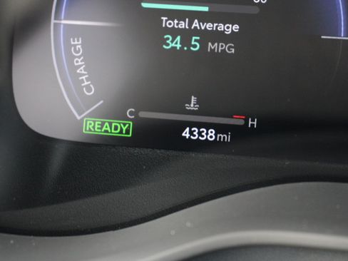 Certified 2025 Toyota Sienna Limited image 31