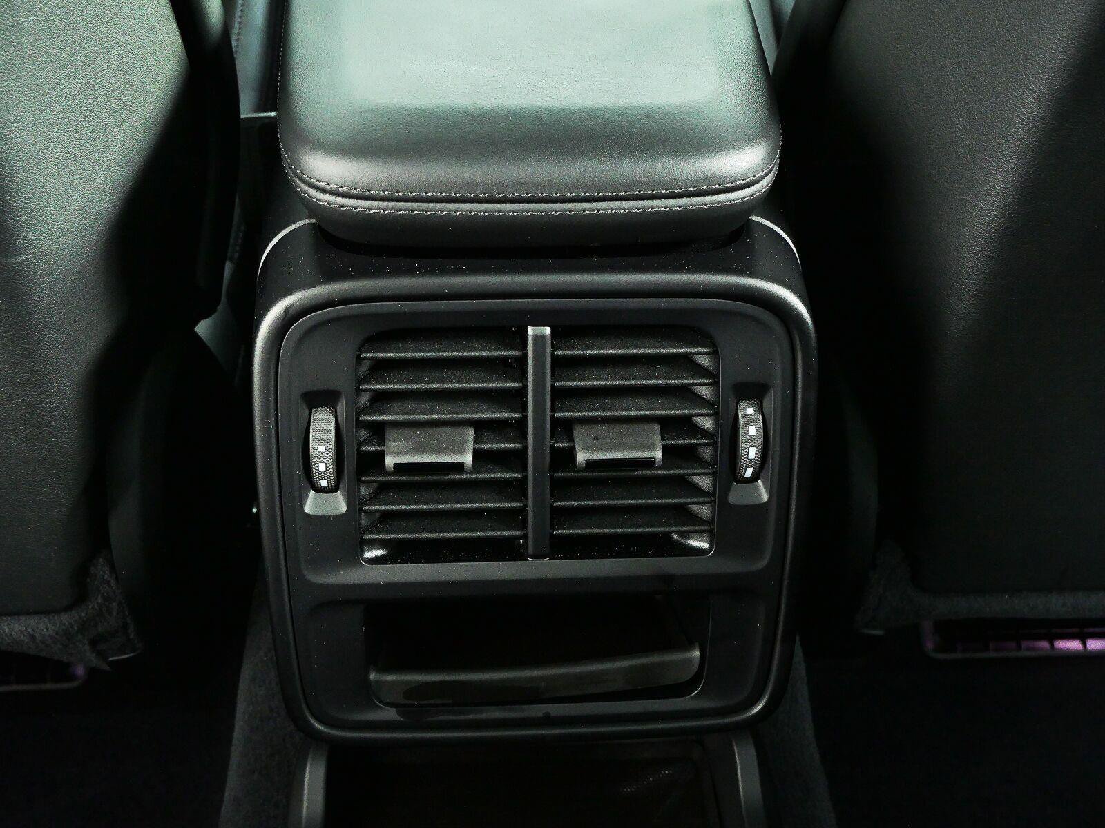 Certified 2023 Porsche Taycan RWD image 19
