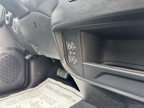 Used 2025 RAM 2500 Big Horn w/ Cold Weather Group image 24