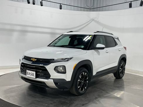 Used 2023 Chevrolet TrailBlazer LT AWD/4WD image 8
