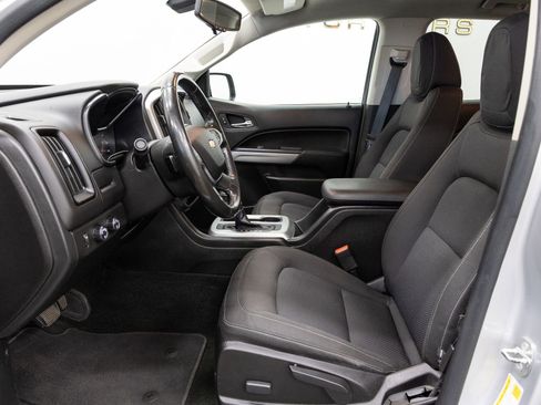 Used 2016 Chevrolet Colorado LT AWD/4WD image 7