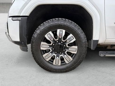 Used 2024 GMC Sierra 2500 Denali w/ Denali Reserve Package AWD/4WD image 23