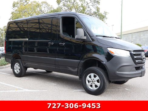 Used 2020 Mercedes-Benz Sprinter 2500 image 11