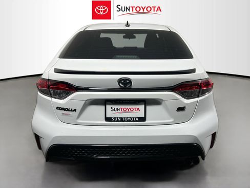 Used 2021 Toyota Corolla SE FWD image 5