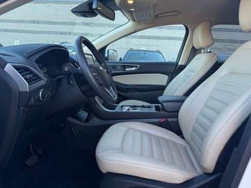 Used 2022 Ford Edge SEL w/ Convenience Package image 18