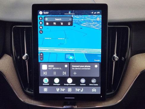 New 2026 Volvo XC60 B5 Plus w/ Climate Package image 17