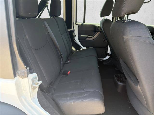Used 2015 Jeep Wrangler Unlimited Sport w/ Connectivity Group AWD/4WD image 20