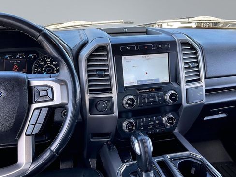 Used 2020 Ford F150 Platinum image 6