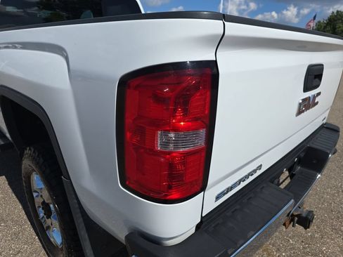 Used 2015 GMC Sierra 2500 SLT AWD/4WD image 34