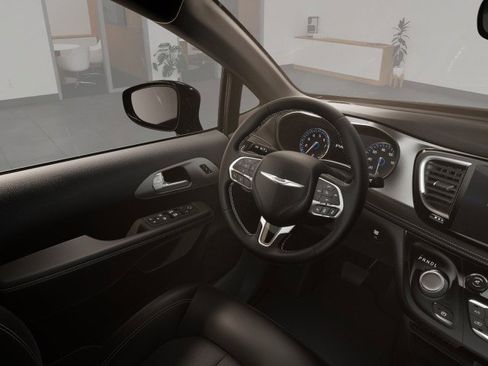 New 2026 Chrysler Pacifica Select image 19