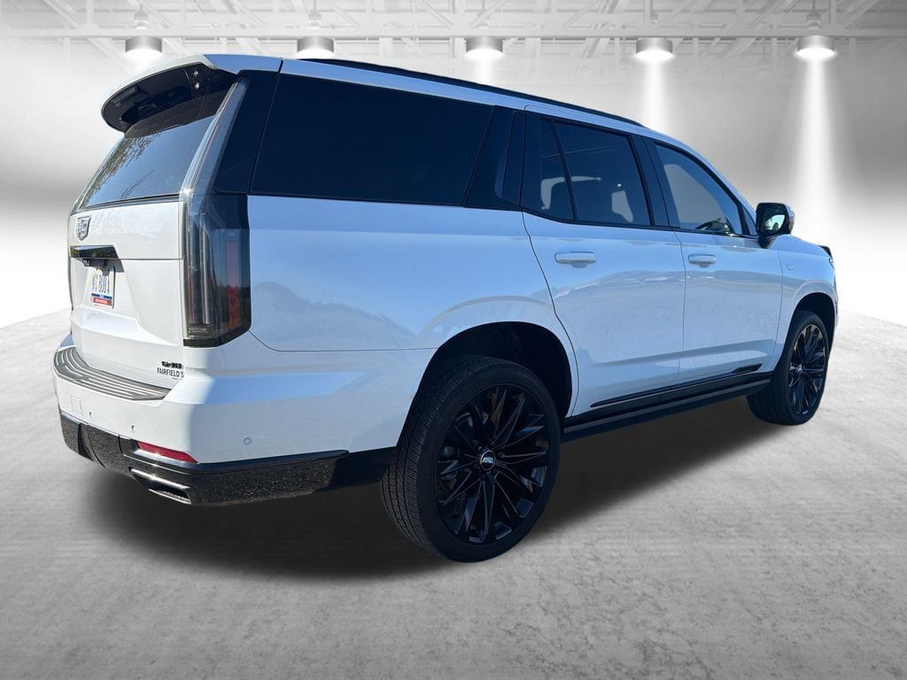 Used 2026 Cadillac Escalade Platinum Sport w/ LPO, ONYX Package AWD/4WD image 6