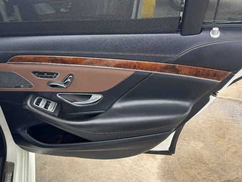Used 2015 Mercedes-Benz S 550 Sedan image 18