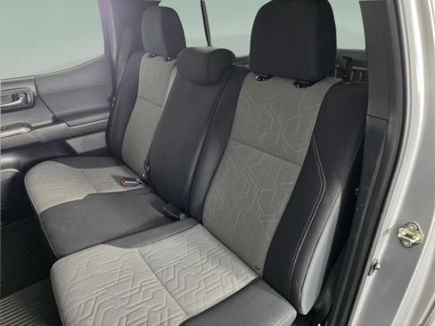 Used 2020 Toyota Tacoma SR5 image 22