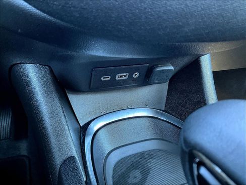 Used 2024 Chevrolet Malibu LT image 27