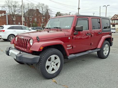 Used 2012 Jeep Wrangler Unlimited Sahara w/ Dual Top Group image 3