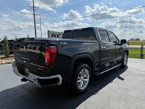 Used 2019 GMC Sierra 1500 SLT w/ SLT Premium Plus Package AWD/4WD image 7