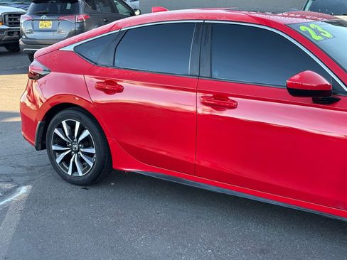 Used 2023 Honda Civic EX-L image 4