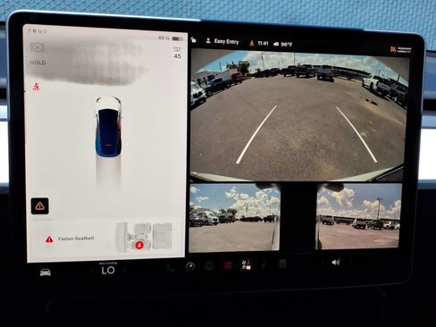 Used 2023 Tesla Model Y Performance AWD/4WD image 31