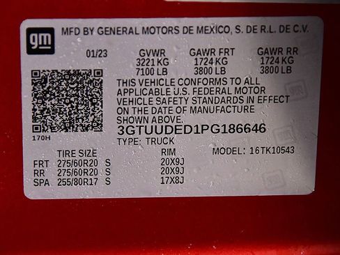 Used 2023 GMC Sierra 1500 SLT w/ SLT Premium Package image 17