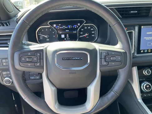 Used 2021 GMC Yukon Denali w/ Denali Ultimate Package image 22