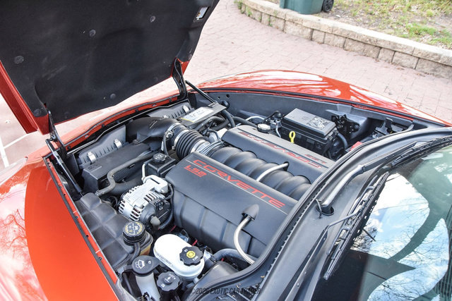 Used 2006 Chevrolet Corvette Coupe w/ Preferred Equipment Group RWD image 23