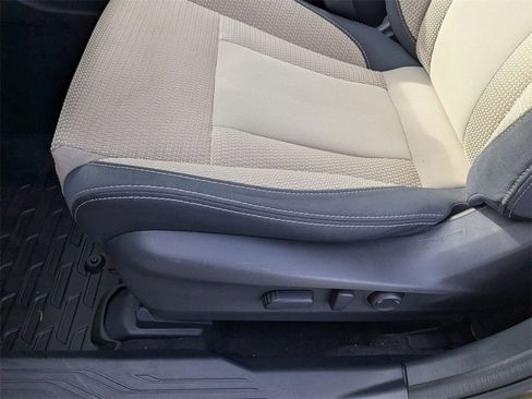 Used 2023 Subaru Outback Premium image 14