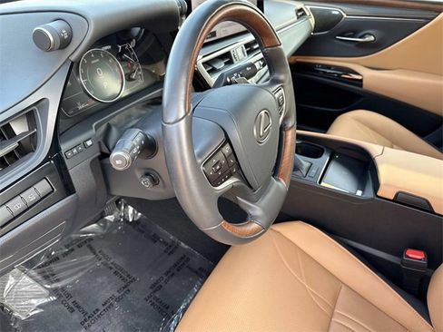 Certified 2025 Lexus ES 350 Luxury image 21