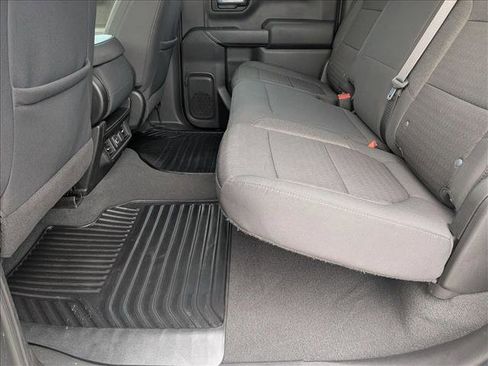 Used 2021 Chevrolet Silverado 1500 LT image 19