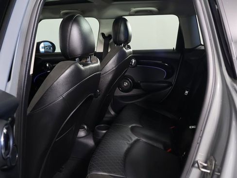 Used 2022 MINI Cooper S image 11