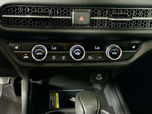 Used 2025 Honda HR-V EX-L image 17