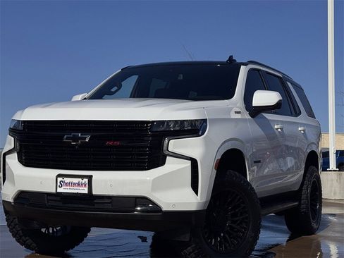 Used 2024 Chevrolet Tahoe RST w/ Luxury Package image 2