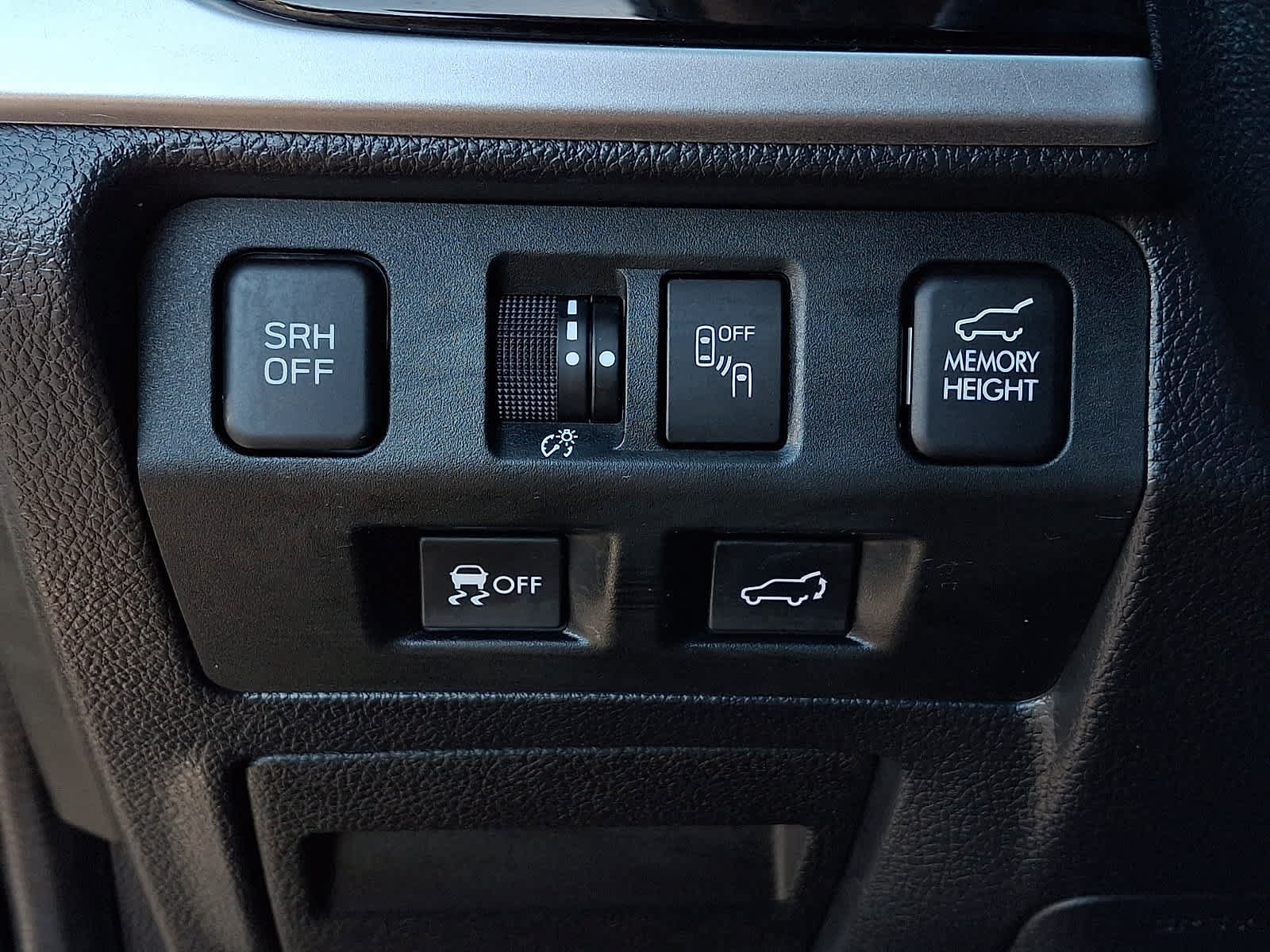Used 2017 Subaru Forester 2.5i Touring AWD/4WD image 27