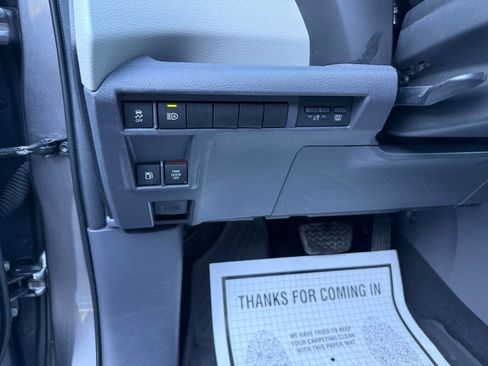 Used 2021 Toyota Sienna LE image 18