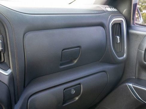 Used 2021 GMC Sierra 1500 AT4 w/ AT4 Premium Package AWD/4WD image 45