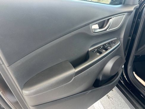 Used 2020 Hyundai Kona SEL FWD image 11