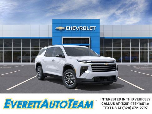 New 2026 Chevrolet Traverse LT FWD image 1
