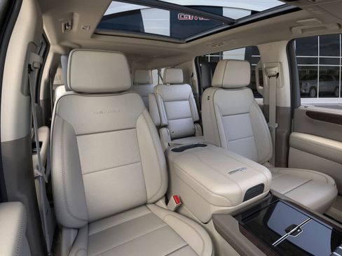 New 2026 GMC Yukon XL Denali w/ Denali Reserve Package image 16